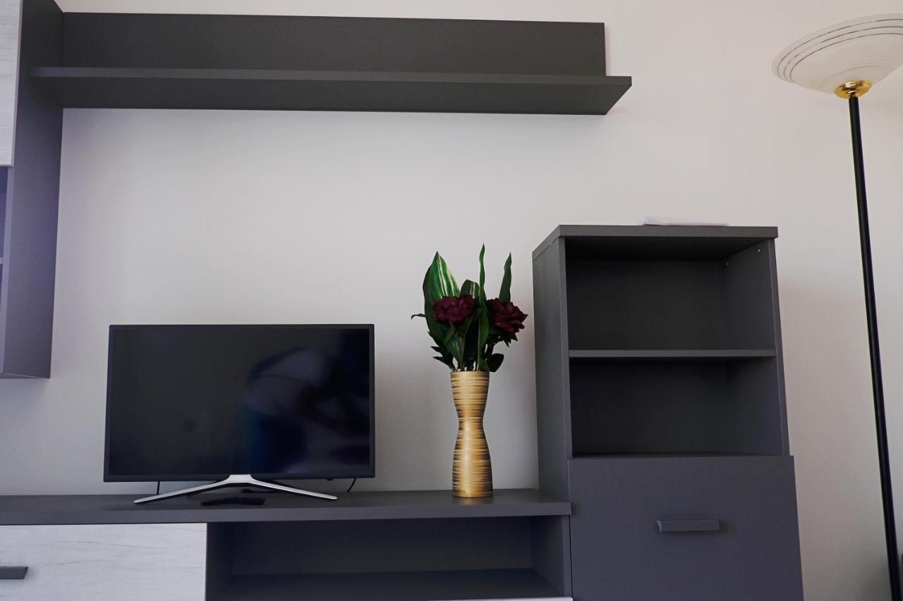 Best Way Rent - Elegante Loft Con Terrazzo Milan Bagian luar foto