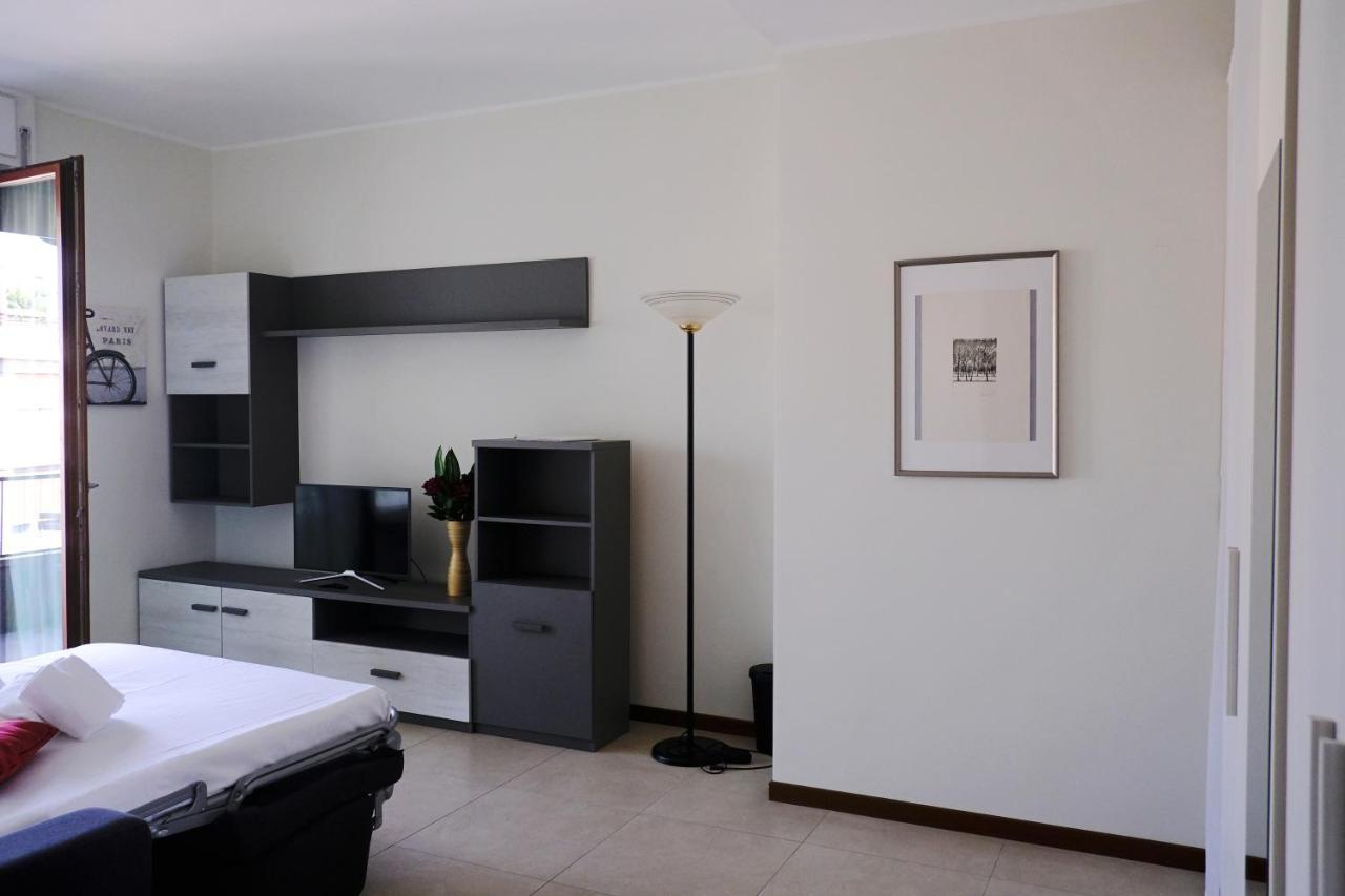 Best Way Rent - Elegante Loft Con Terrazzo Milan Bagian luar foto